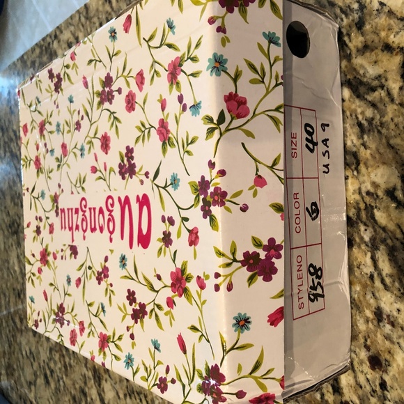 Stiletto Party Heels - Picture 1 of 6